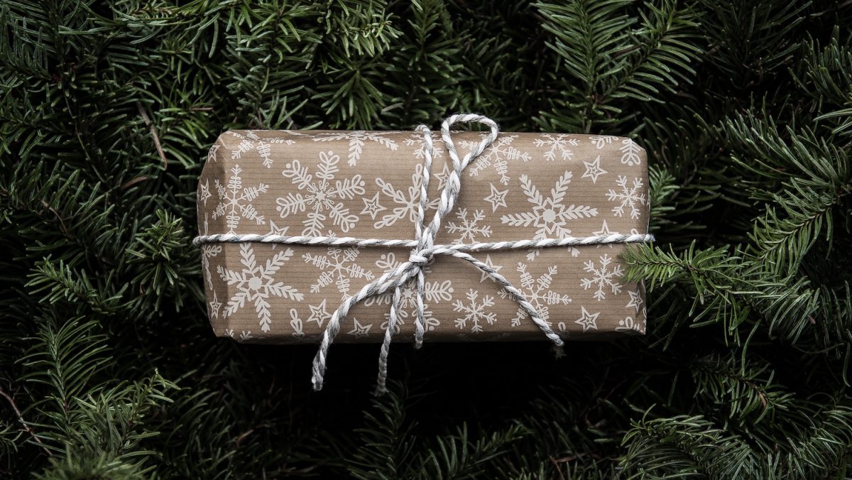 How Nonprofits Can Stand Out and Receive Donations During the Holidays